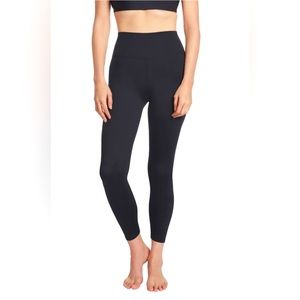 Sage Collective Wicking Ultra Soft 7/8 Black Ladies Leggings NWT XS